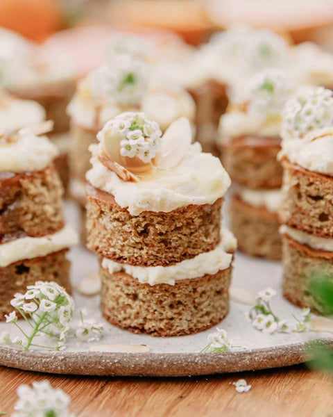 Mini Almond Honey Cakes